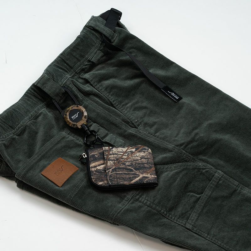 PLAY Stretch Corduroy Pants | ROOT CO. ONLINE SHOP